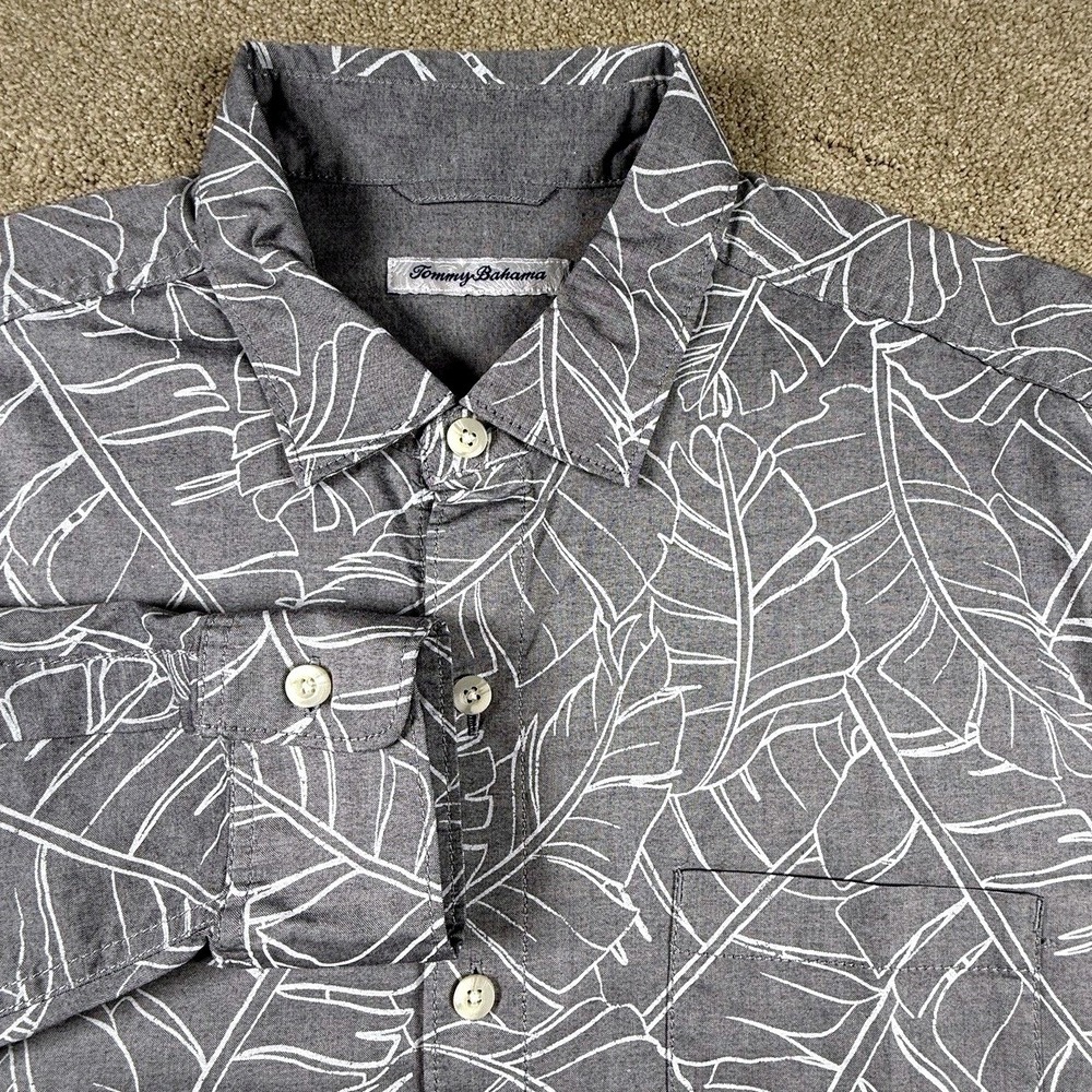 Tommy Bahama Men's Large Gray Feather Skies Cotton Chambray Shirt Captain